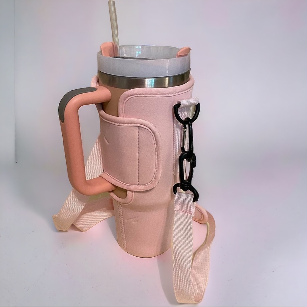 NWT Stanley Water Bottle Carrier Bag - Holder 40oz Tumbler with Adjustable Strap